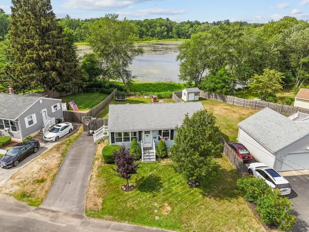 17 Linwood Drive Coventry RI 02816