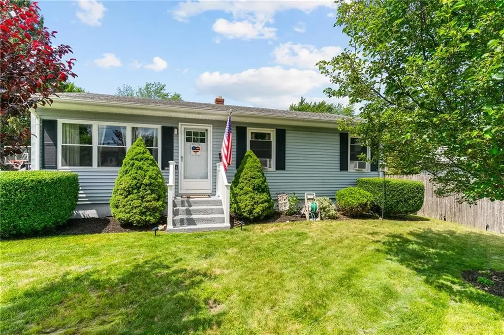 17 Linwood Drive Coventry RI 02816