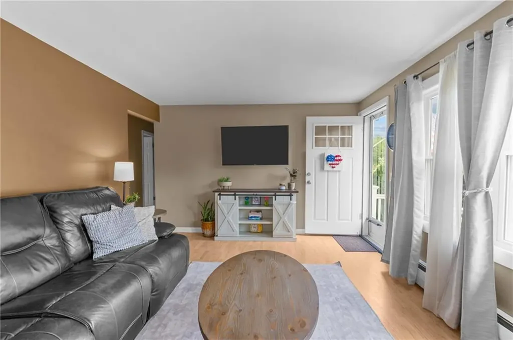 17 Linwood Drive Coventry RI 02816