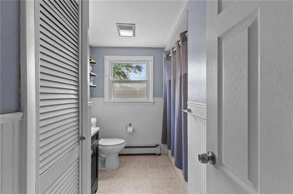 17 Linwood Drive Coventry RI 02816