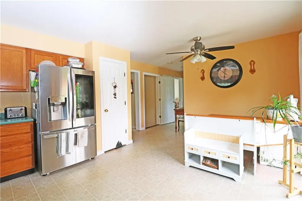 17 Metacomet Street Portsmouth RI 02871