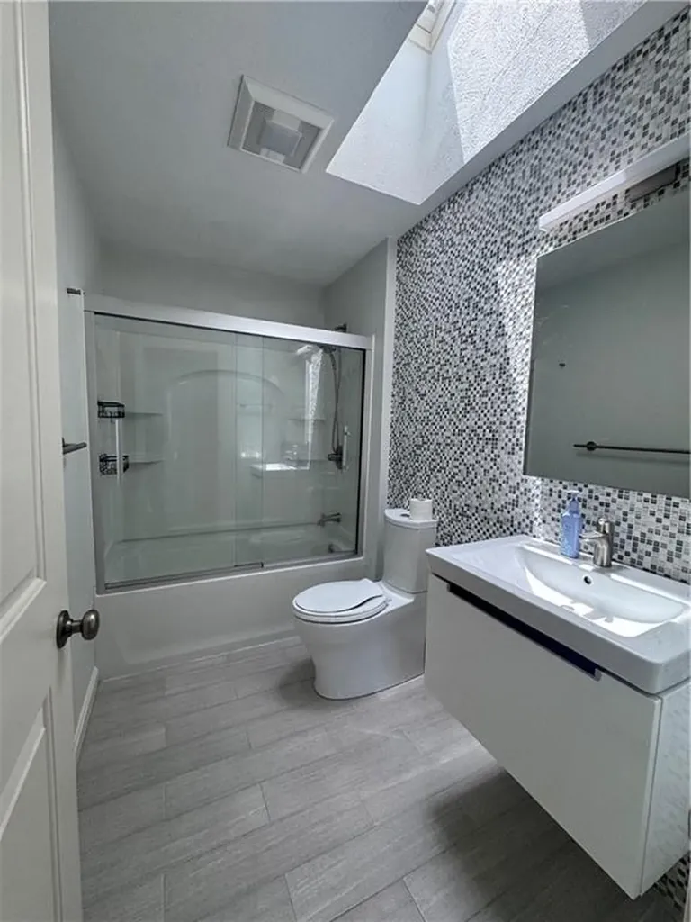 27 Brook Street West Warwick RI 02893
