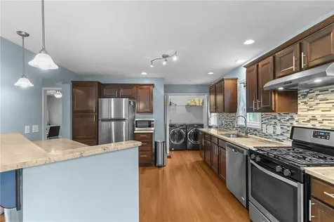 11 Eric Court Portsmouth RI 02871