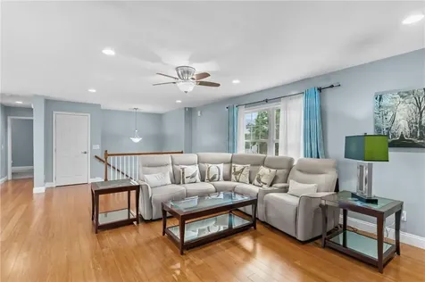 11 Eric Court Portsmouth RI 02871