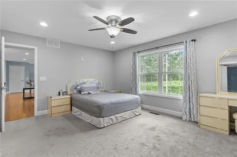 11 Eric Court Portsmouth RI 02871