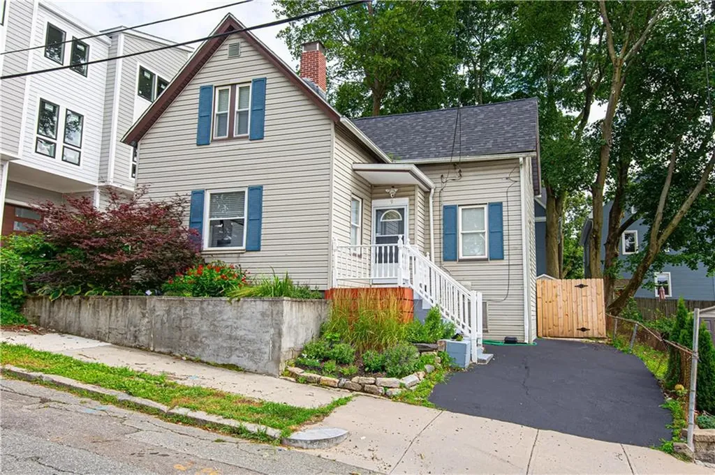9 Locust Street Providence RI 02906