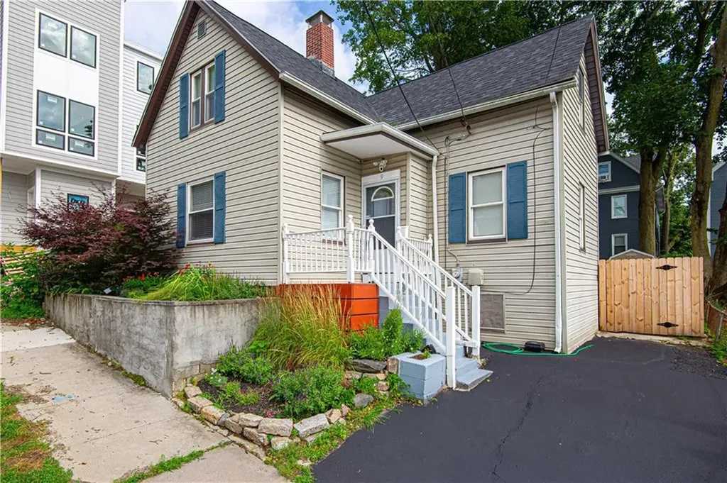 9 Locust Street Providence RI 02906