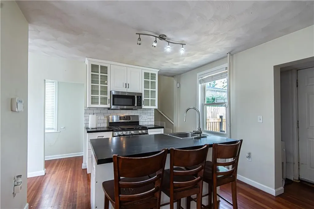 9 Locust Street Providence RI 02906