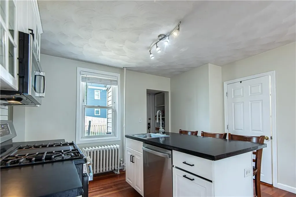9 Locust Street Providence RI 02906