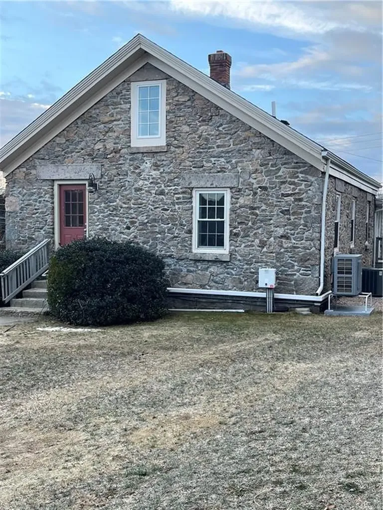 4459 Old Post Road Charlestown RI 02813