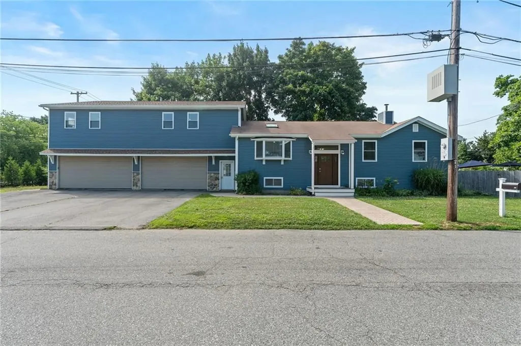 45 Lockwood Street Warwick RI 02889