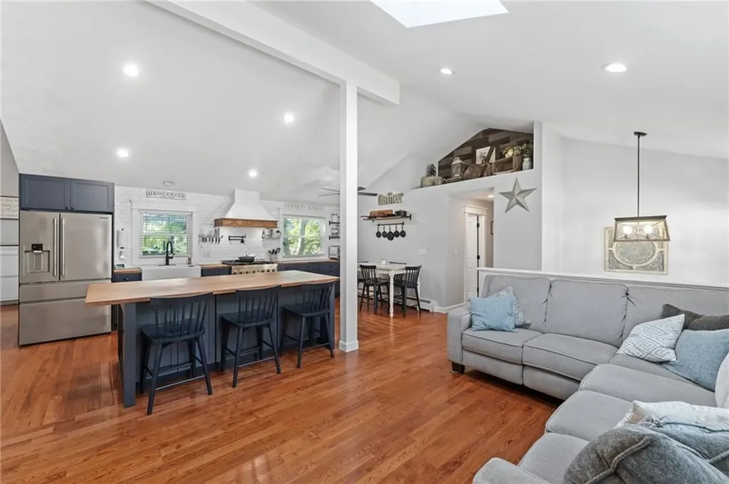 45 Lockwood Street Warwick RI 02889