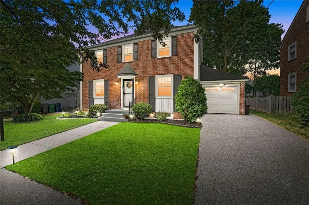 167 Canonchet Avenue Warwick RI 02888