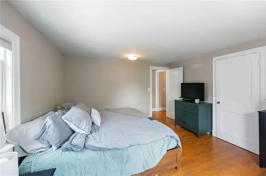 167 Canonchet Avenue Warwick RI 02888
