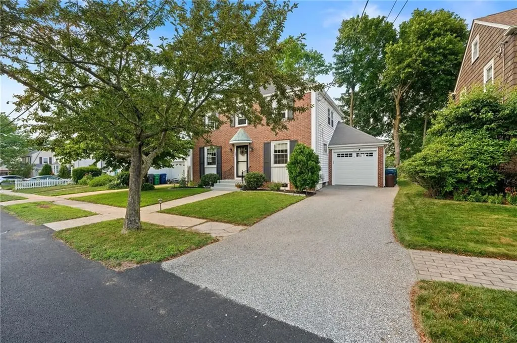 167 Canonchet Avenue Warwick RI 02888