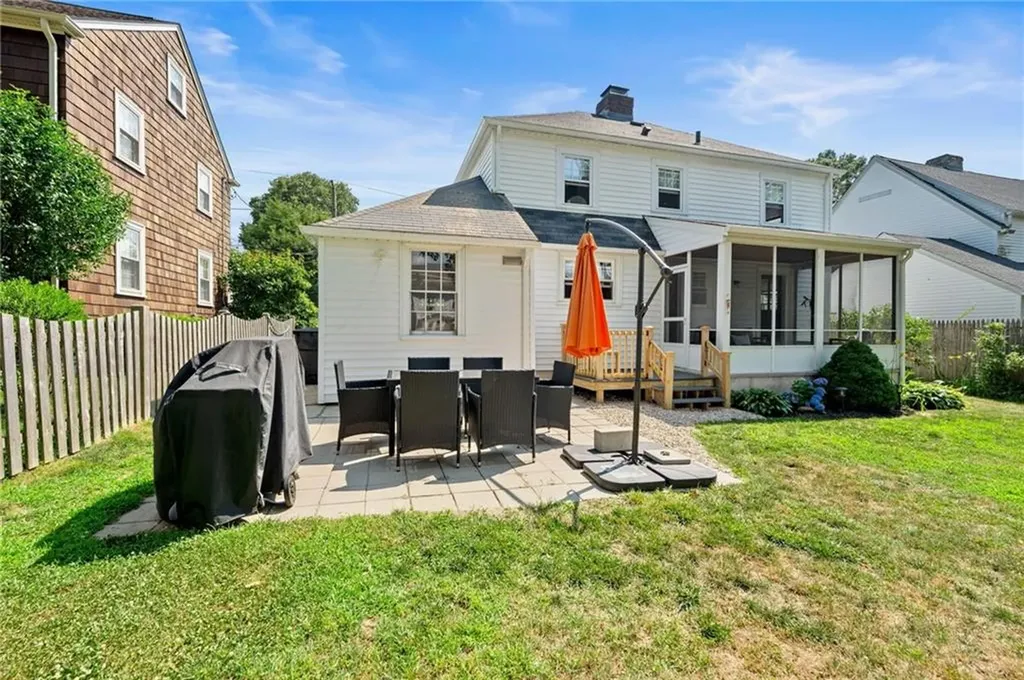 167 Canonchet Avenue Warwick RI 02888
