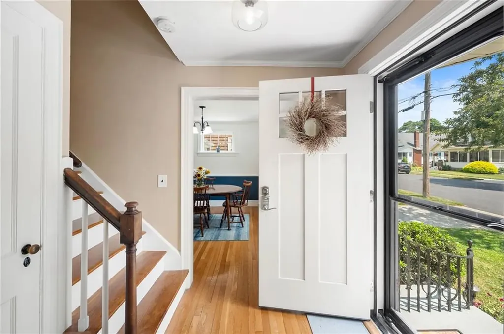 167 Canonchet Avenue Warwick RI 02888
