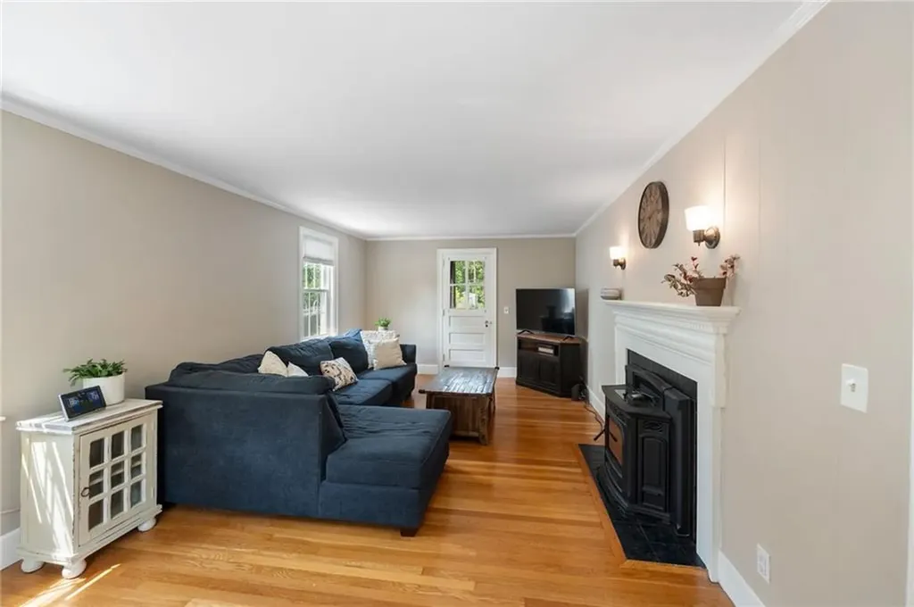 167 Canonchet Avenue Warwick RI 02888