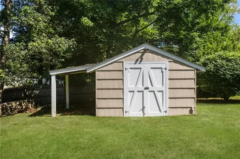 185 Sunnybrook Drive North Kingstown RI 02852