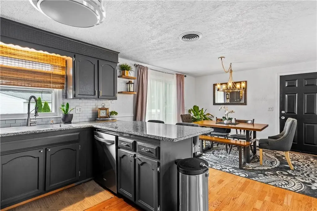 59 Columbus Avenue North Providence RI 02911