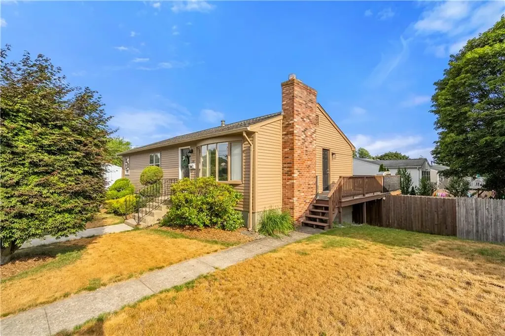 59 Columbus Avenue North Providence RI 02911