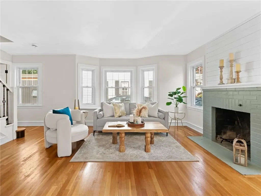 155 Hillside Avenue Providence RI 02906