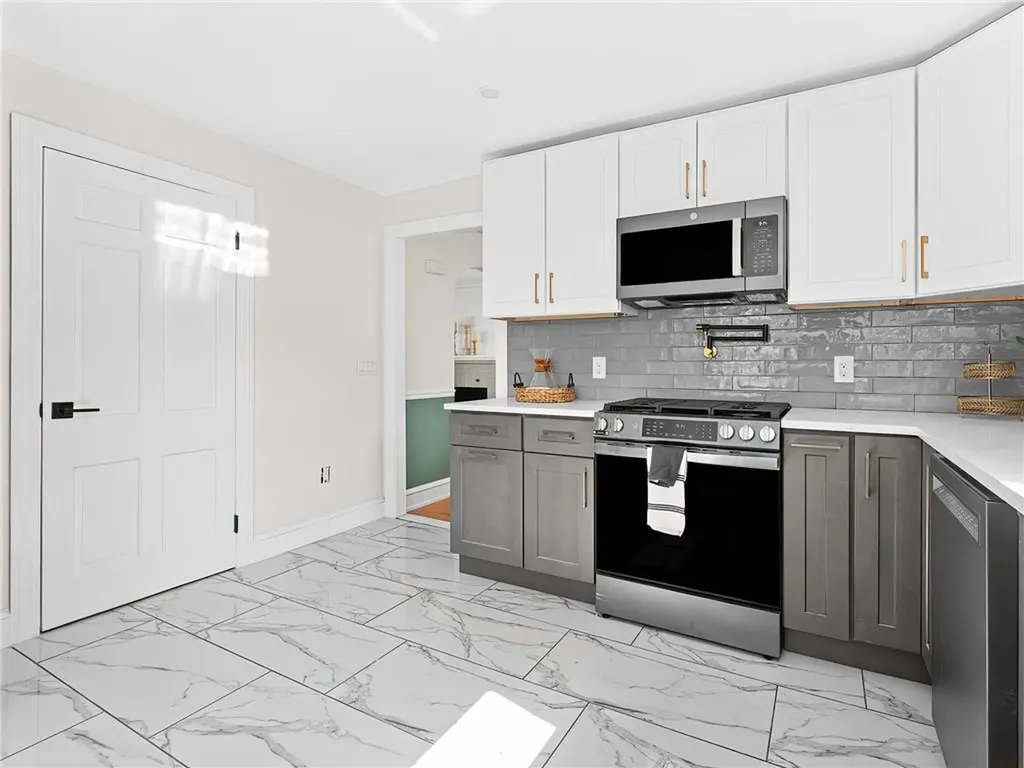 155 Hillside Avenue Providence RI 02906