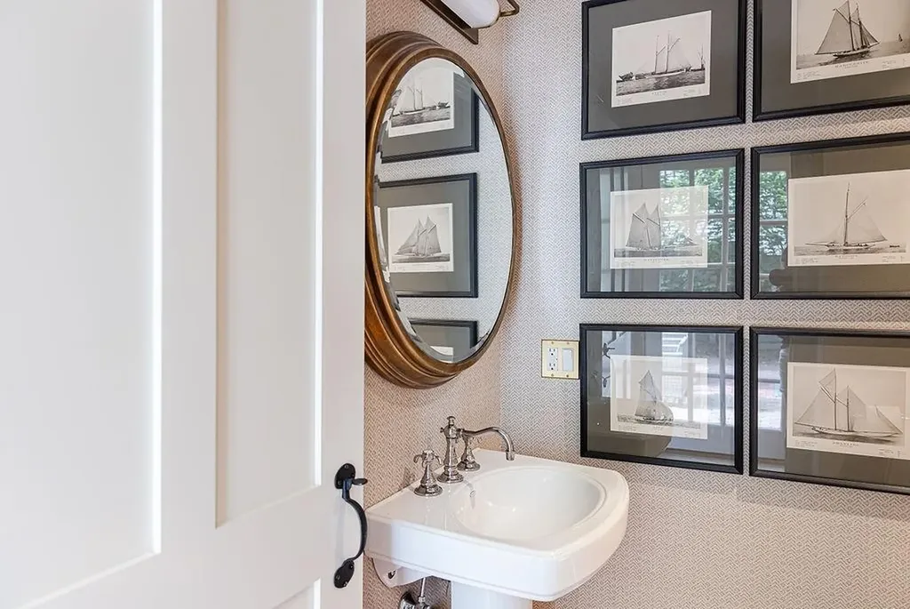 41 Elm Street Newport RI 02840
