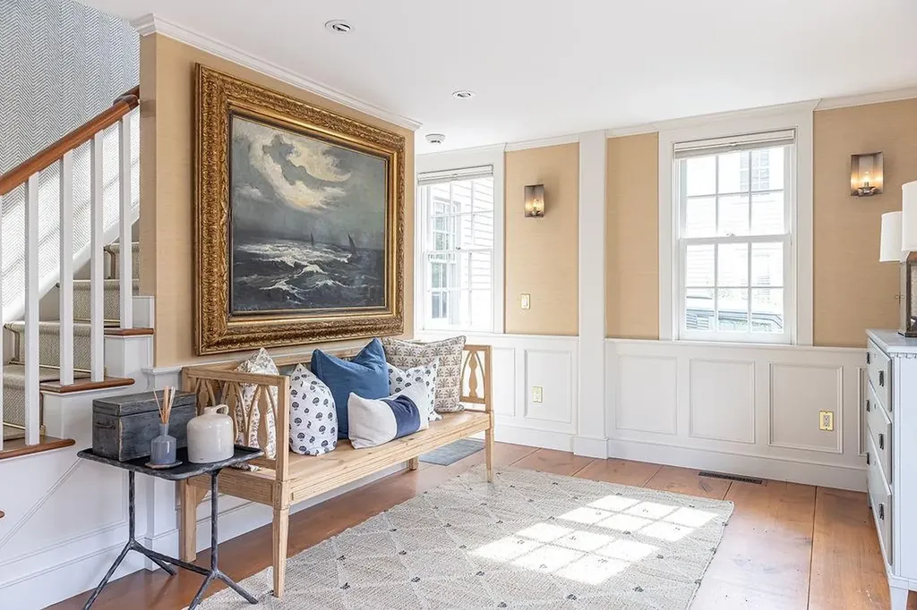 41 Elm Street Newport RI 02840