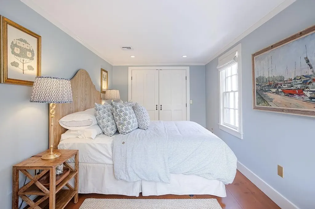 41 Elm Street Newport RI 02840