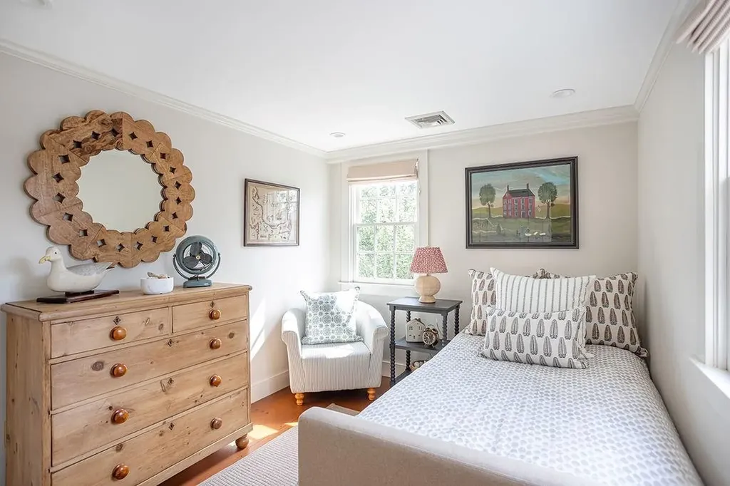 41 Elm Street Newport RI 02840