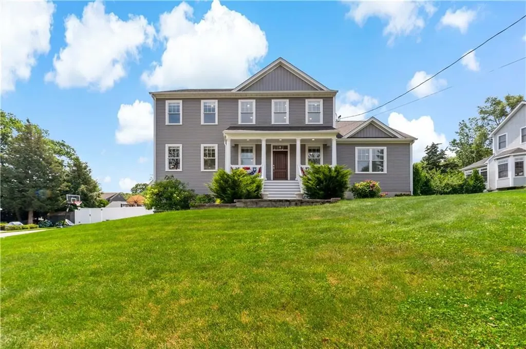 54 Michael Drive Bristol RI 02809