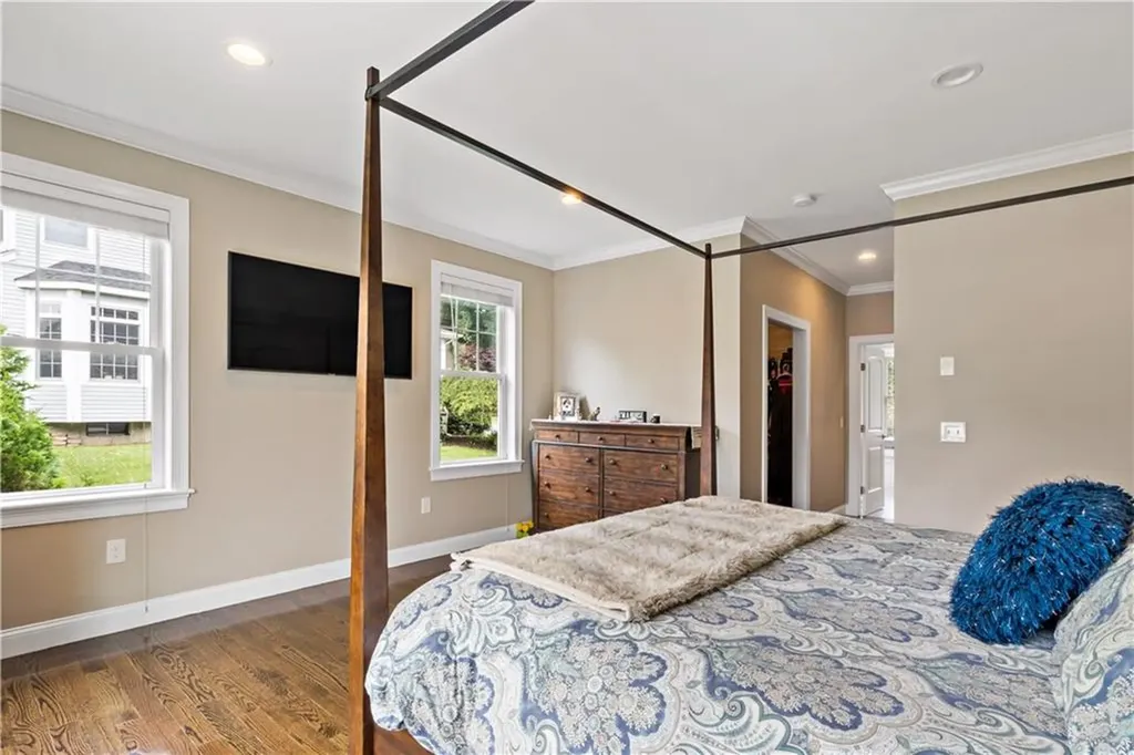 54 Michael Drive Bristol RI 02809