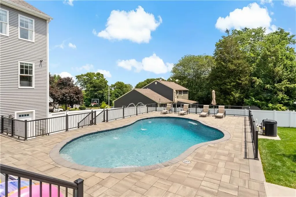 54 Michael Drive Bristol RI 02809