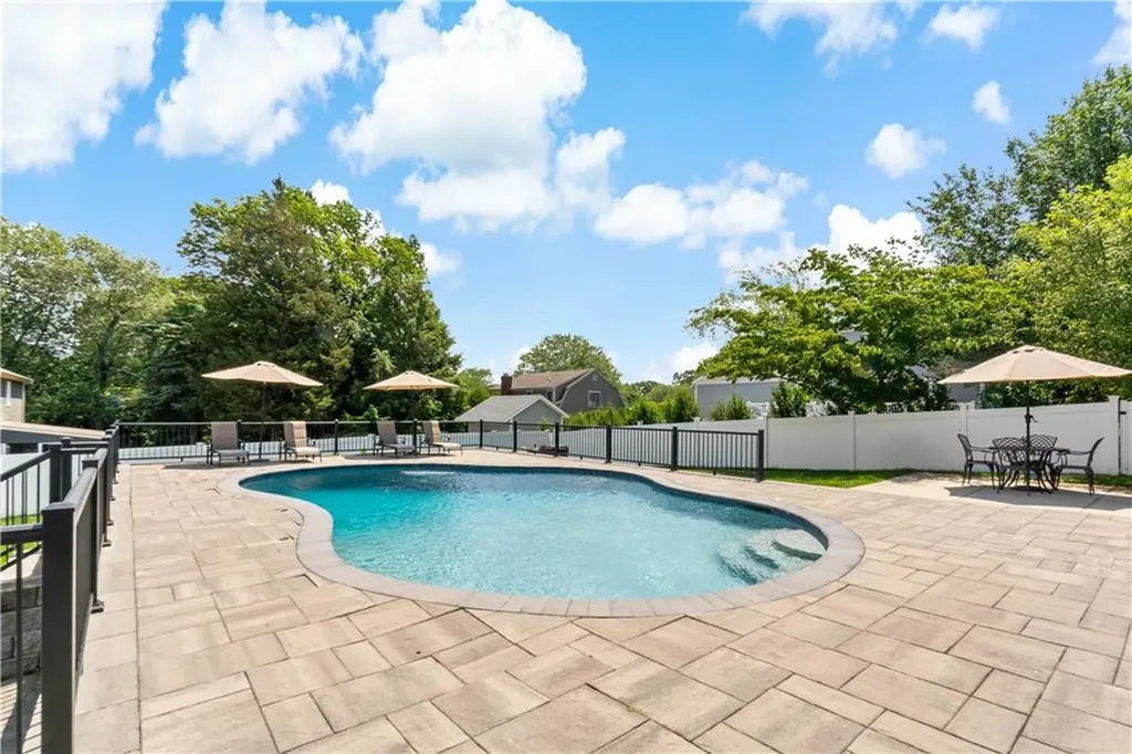 54 Michael Drive Bristol RI 02809