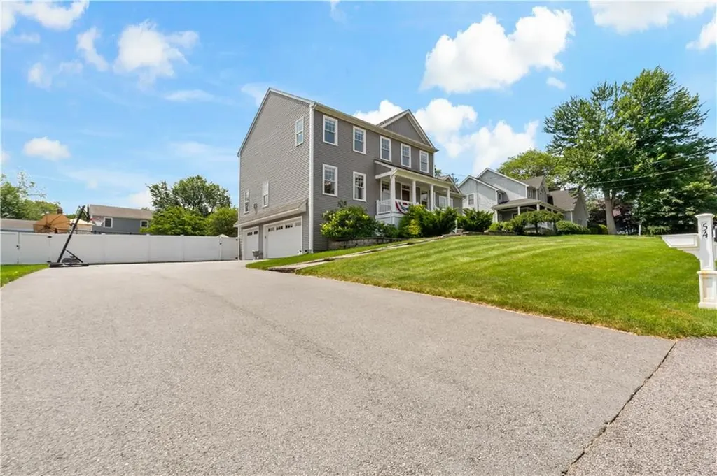 54 Michael Drive Bristol RI 02809
