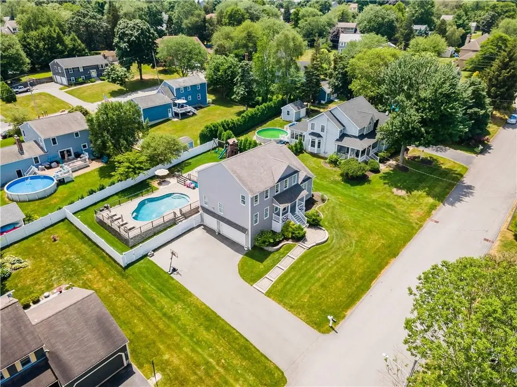 54 Michael Drive Bristol RI 02809