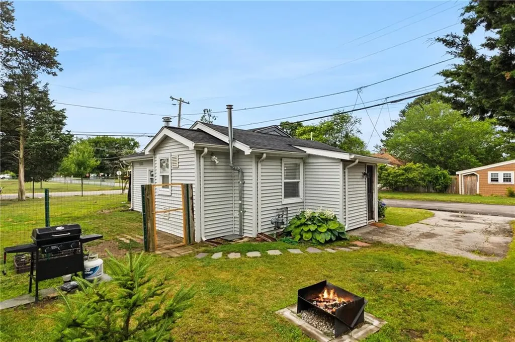 94 Sabin Street Warwick RI 02888