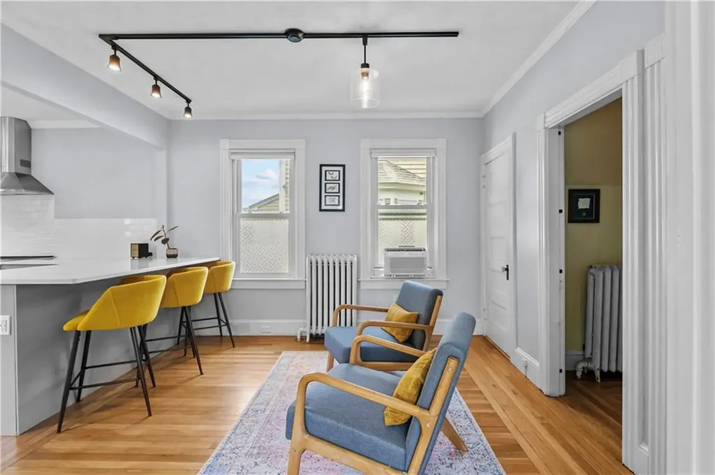 16 Congdon Avenue Newport RI 02840