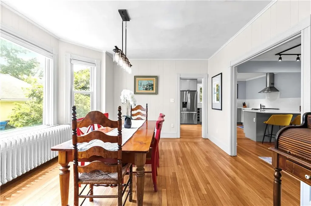 16 Congdon Avenue Newport RI 02840