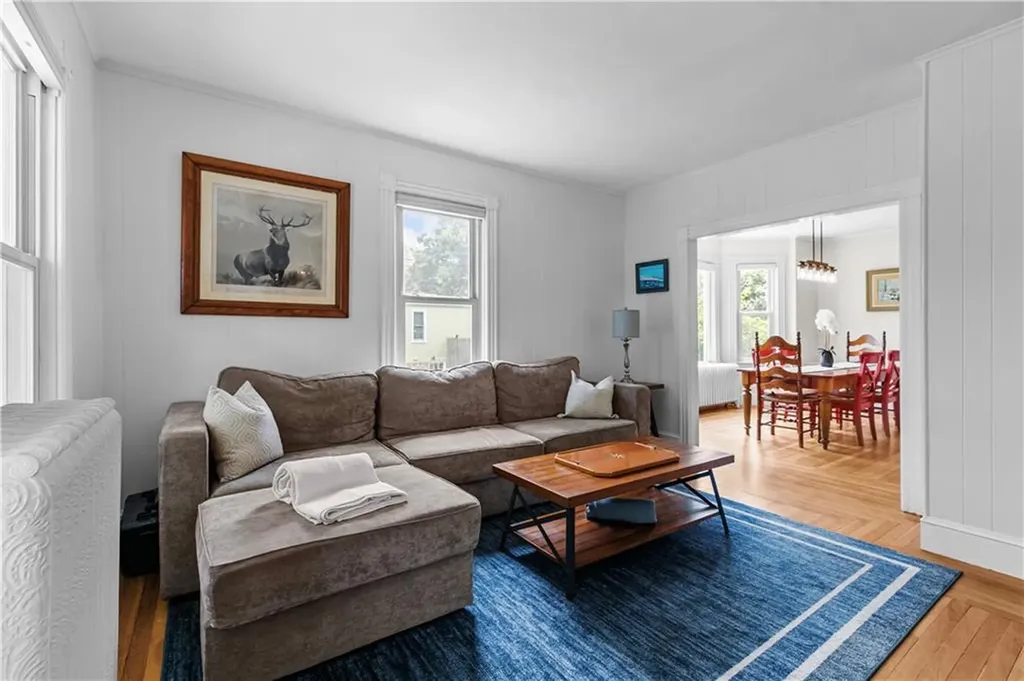 16 Congdon Avenue Newport RI 02840