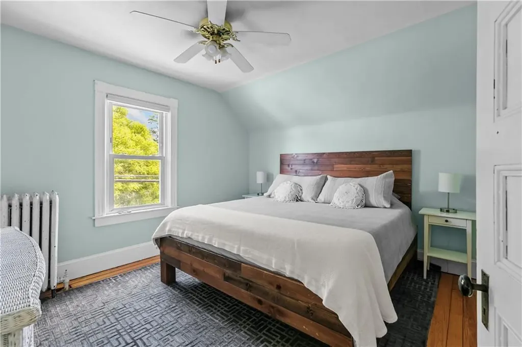 16 Congdon Avenue Newport RI 02840