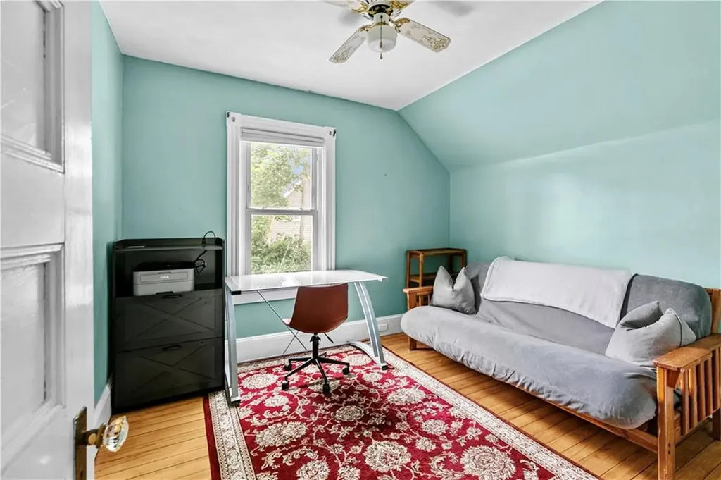 16 Congdon Avenue Newport RI 02840