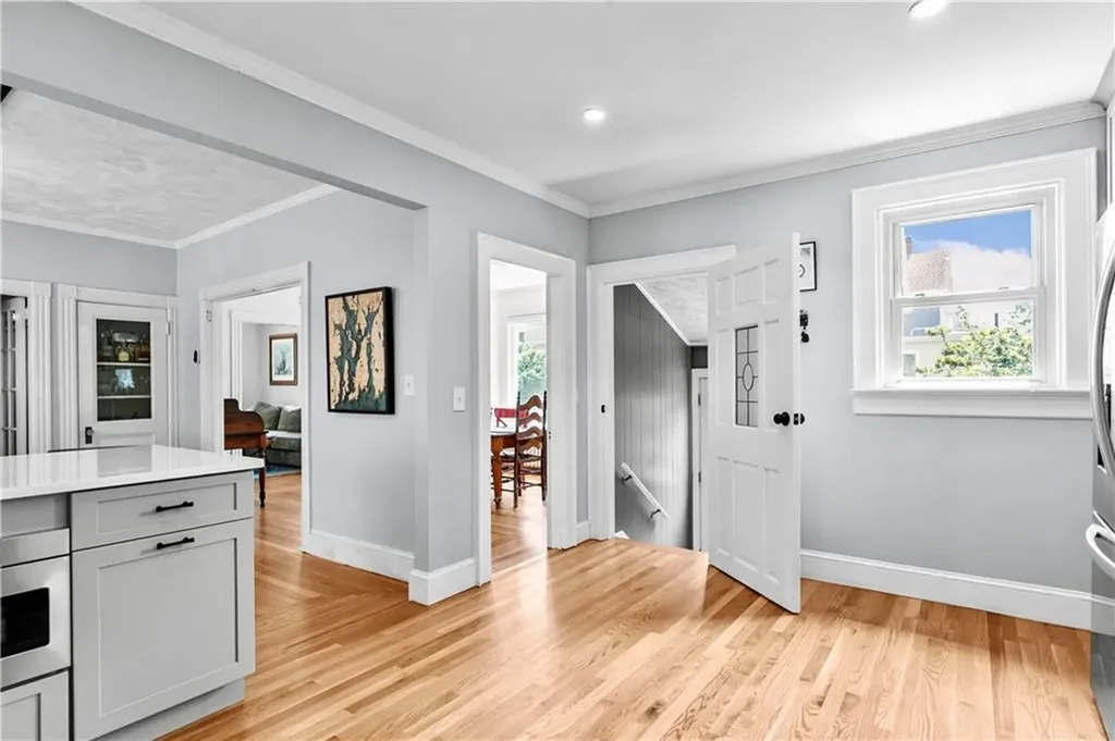 16 Congdon Avenue Newport RI 02840