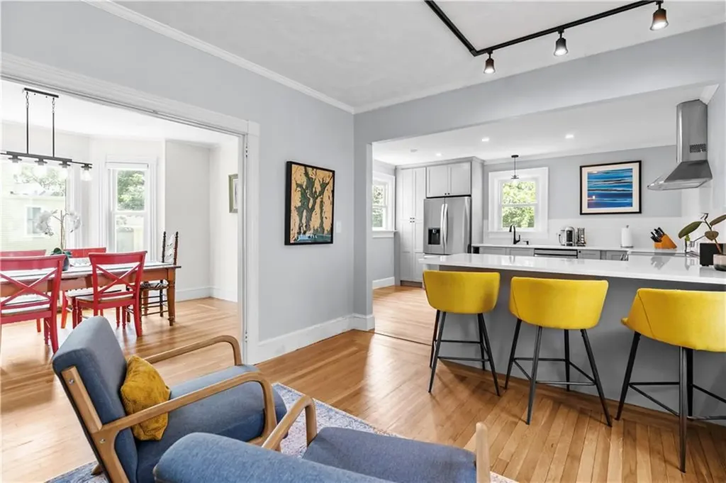 16 Congdon Avenue Newport RI 02840
