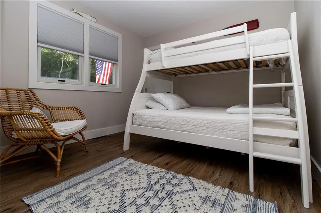 3 Onondega Road Narragansett RI 02882
