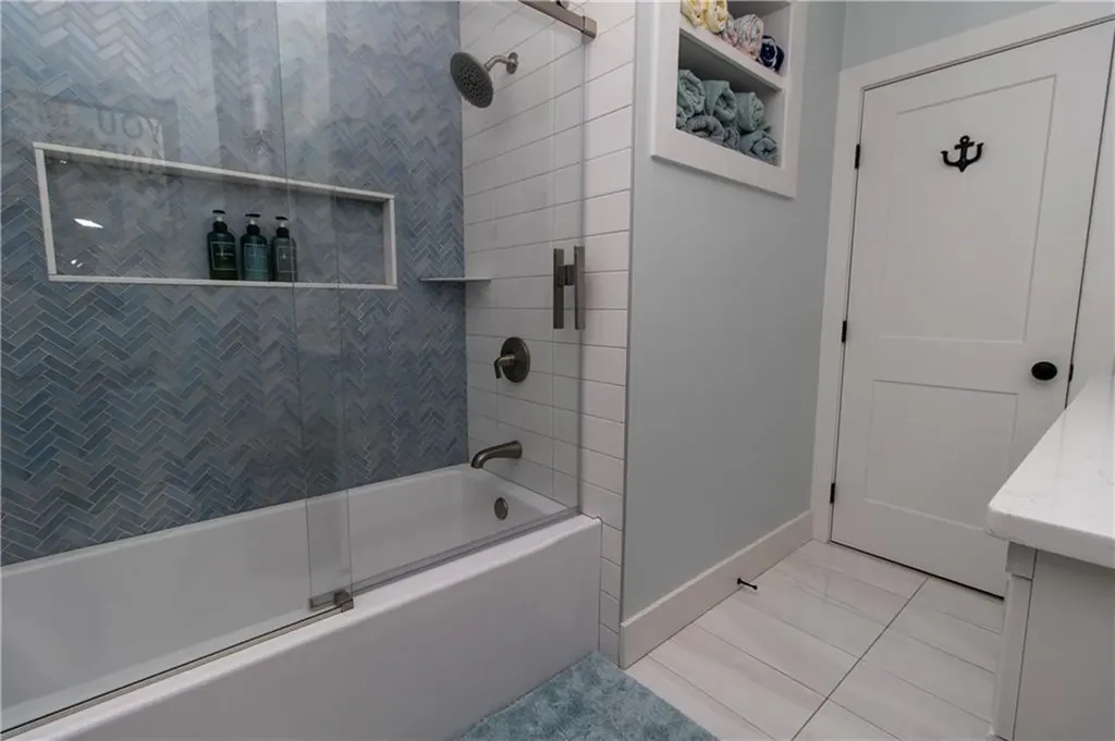 3 Onondega Road Narragansett RI 02882