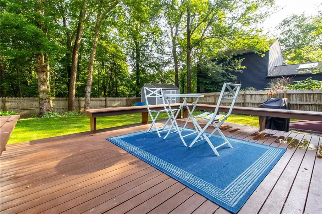 3 Onondega Road Narragansett RI 02882