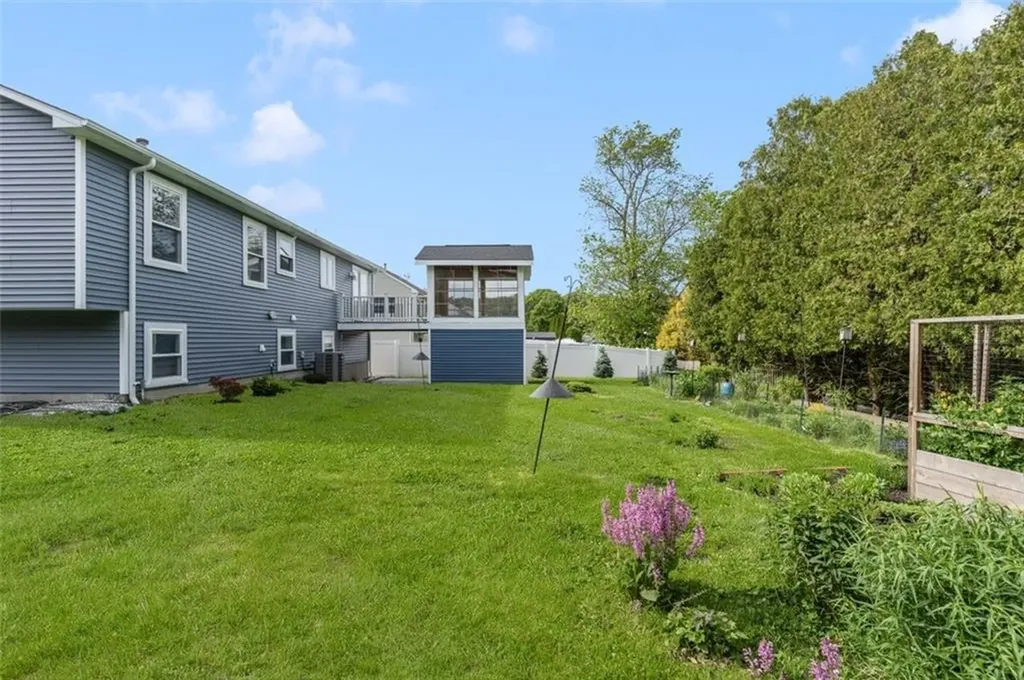 151 Mohawk Trail Cranston RI 02921