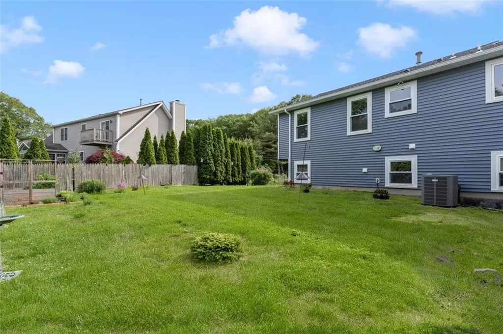 151 Mohawk Trail Cranston RI 02921